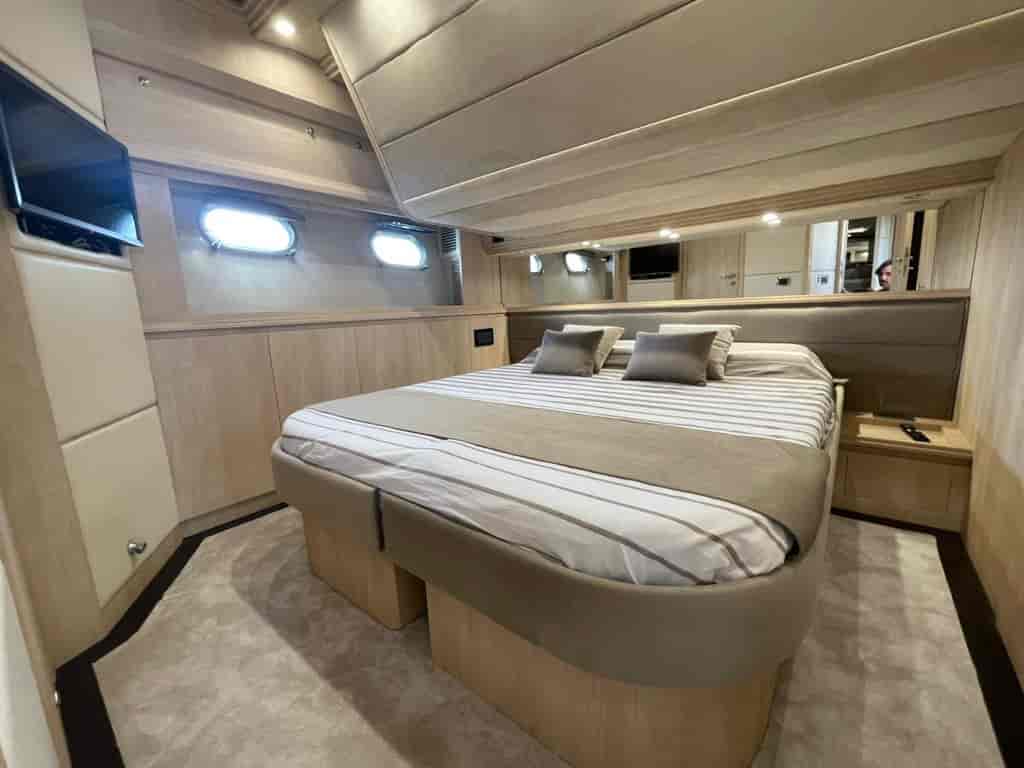 Boat picture 9