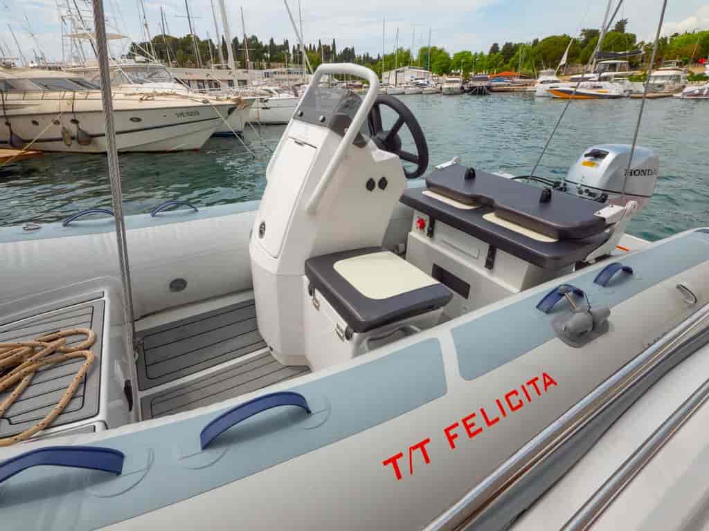 Boat picture 7