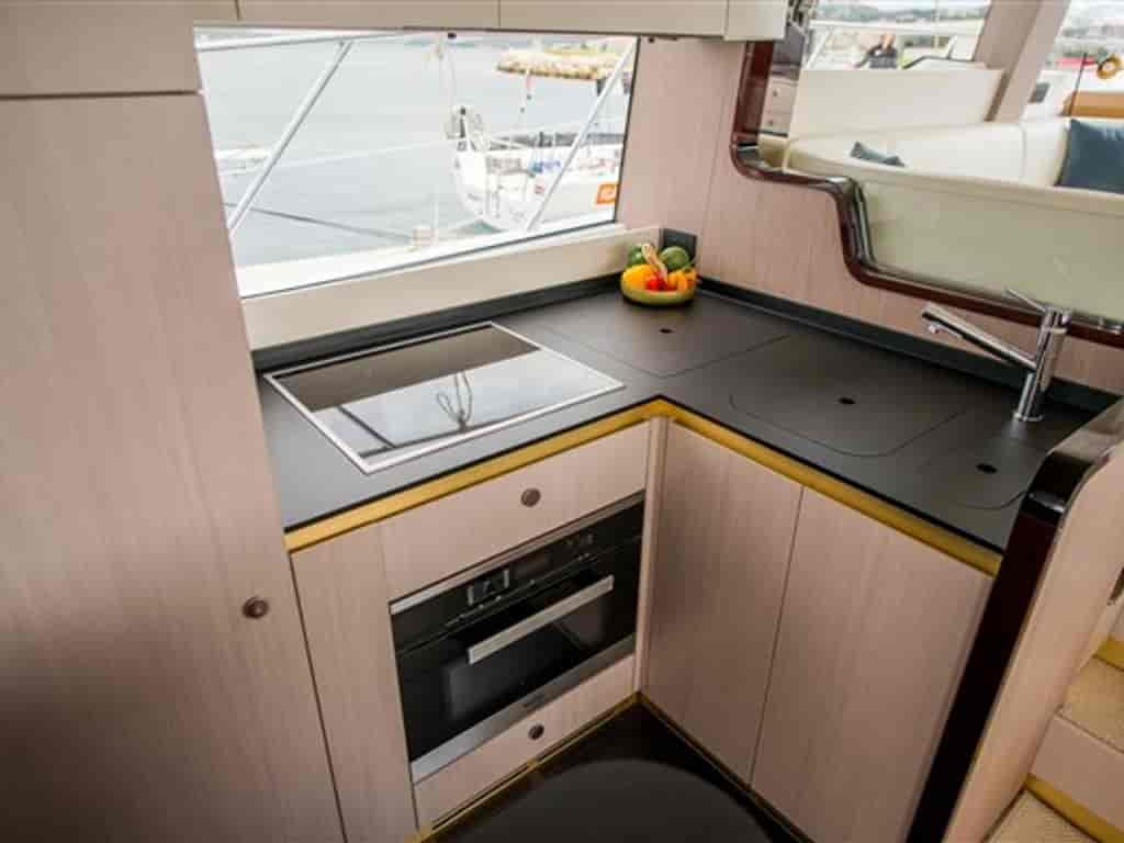 Boat picture 9