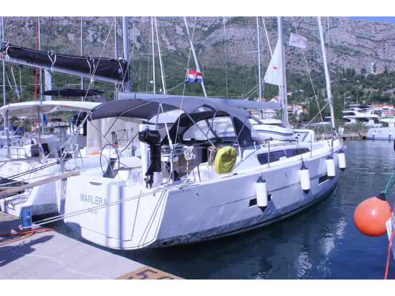 Photo of undefined, image 1 of 22