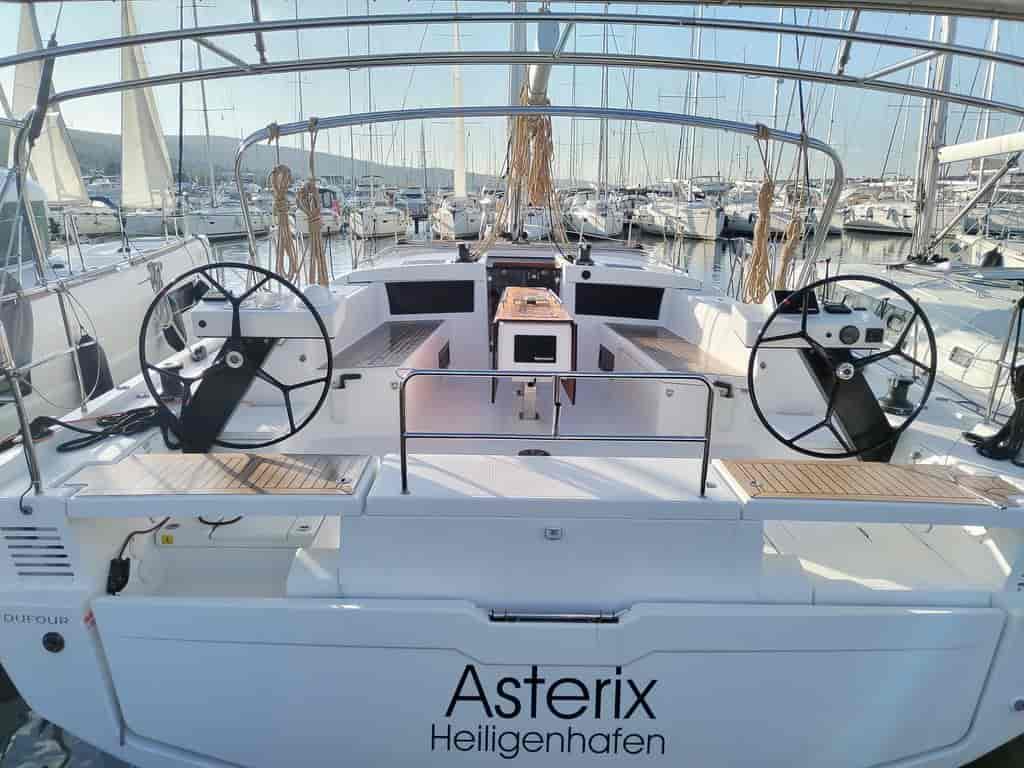 Photo 5 of Asterix