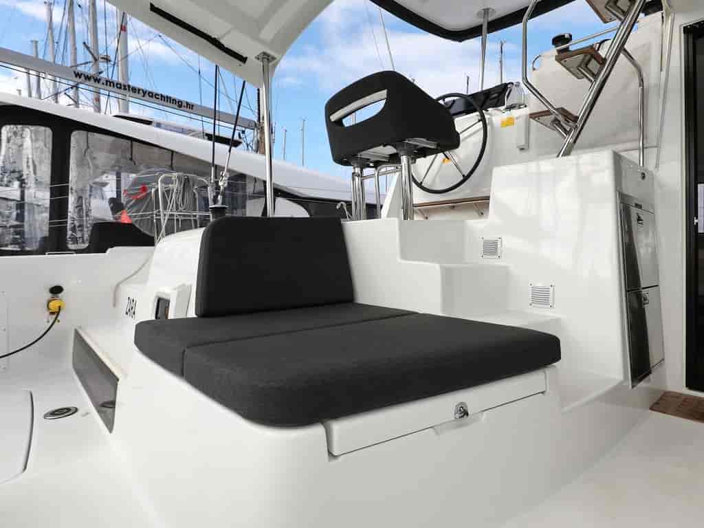 Boat picture 100