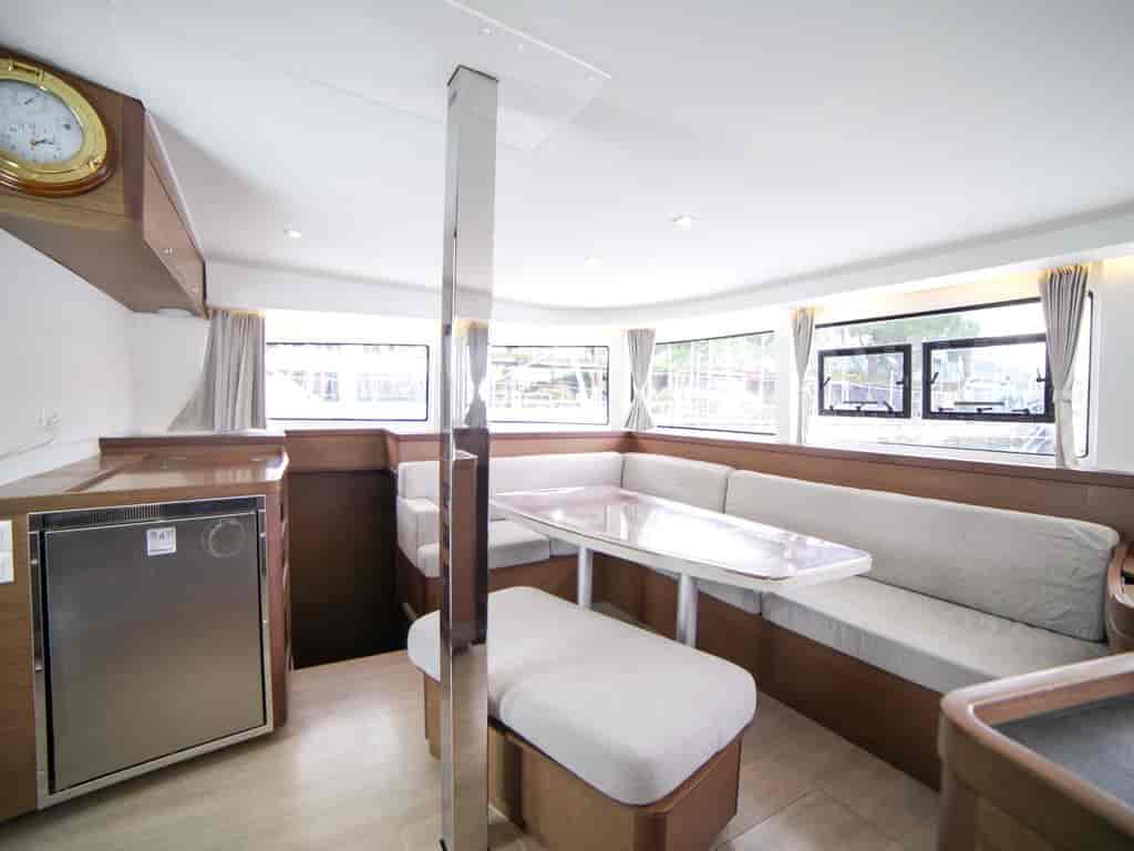 Boat picture 16
