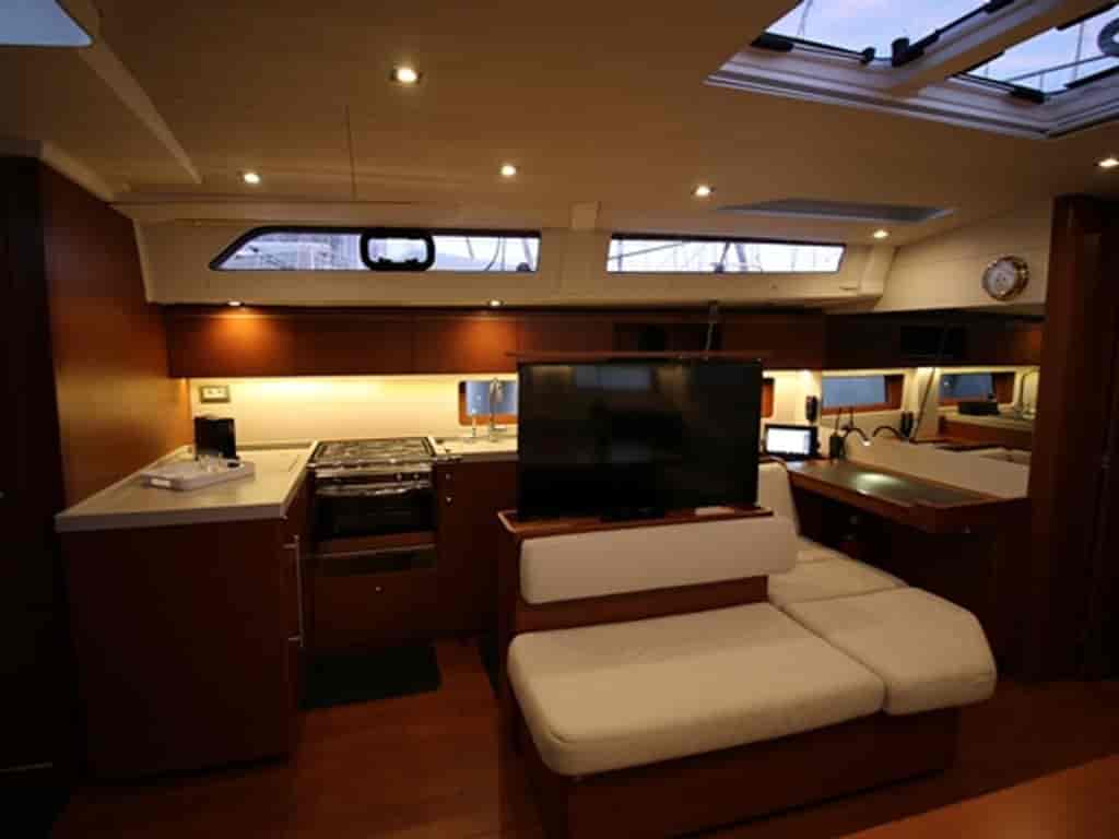 Boat picture 17