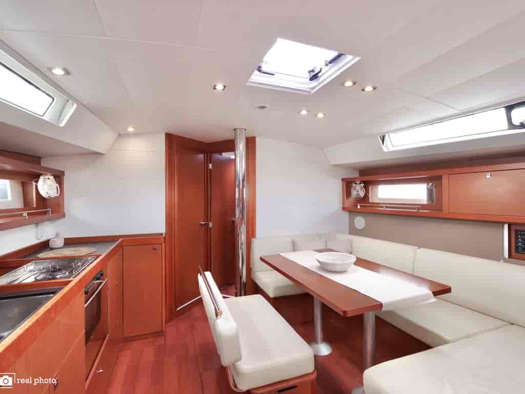 Boat picture 9