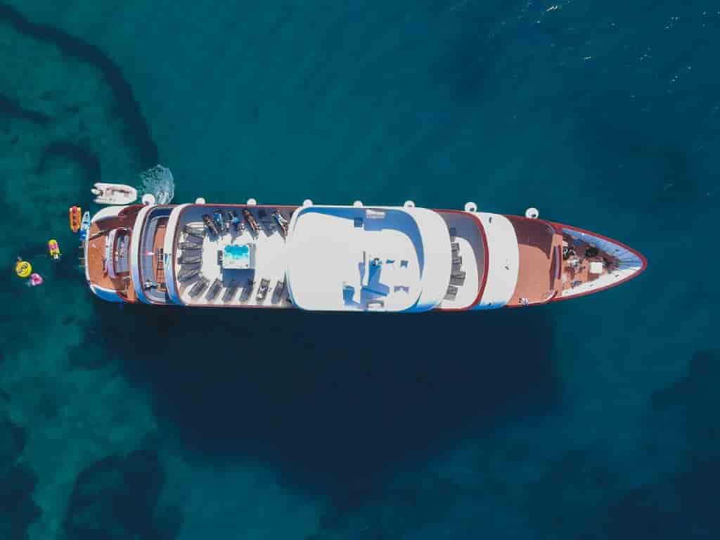 Boat picture 16