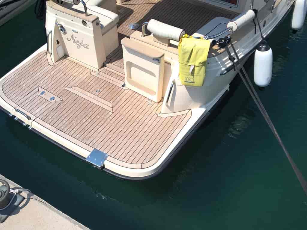 Boat picture 17