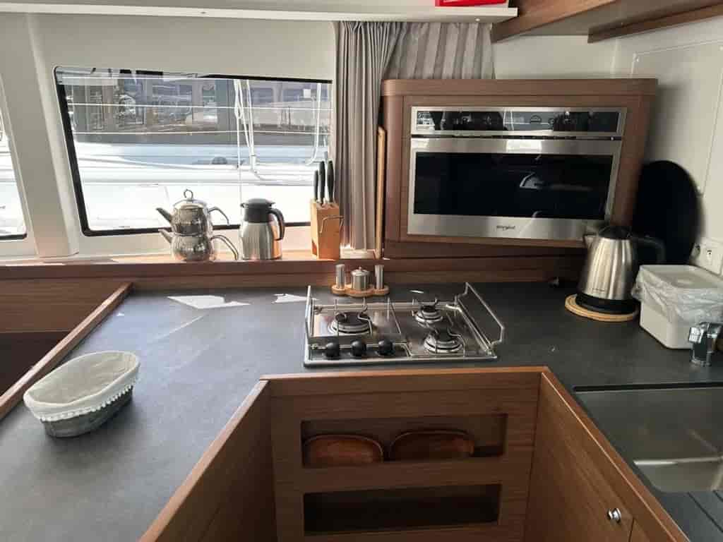 Boat picture 9