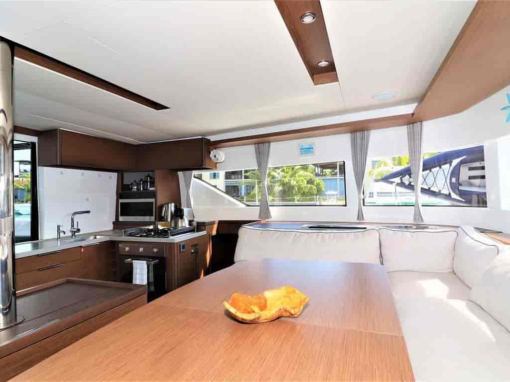Boat picture 17