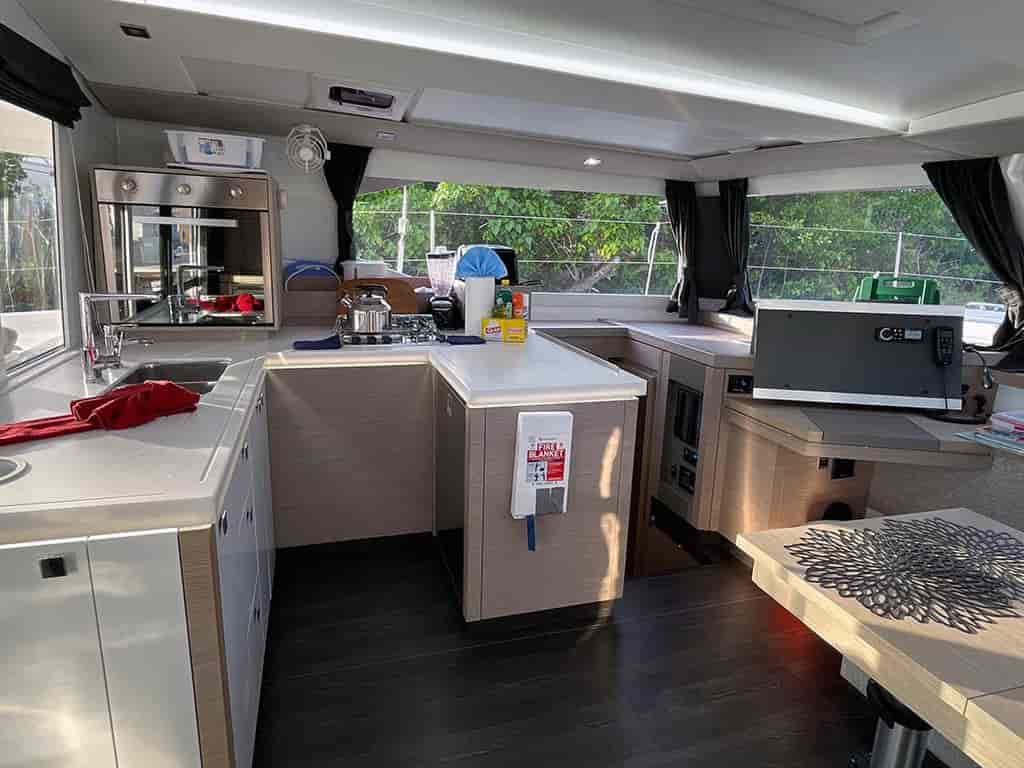Boat picture 16