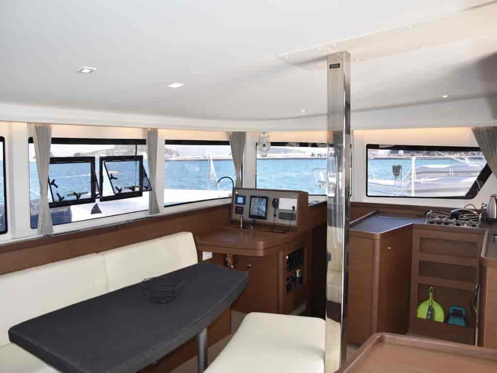 Boat picture 9