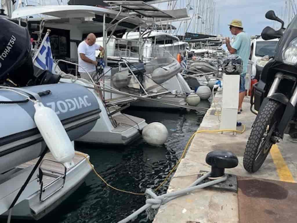 Boat picture 9