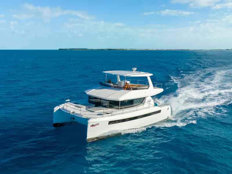 Photo of Moorings 464PC Club, image 1 of 5