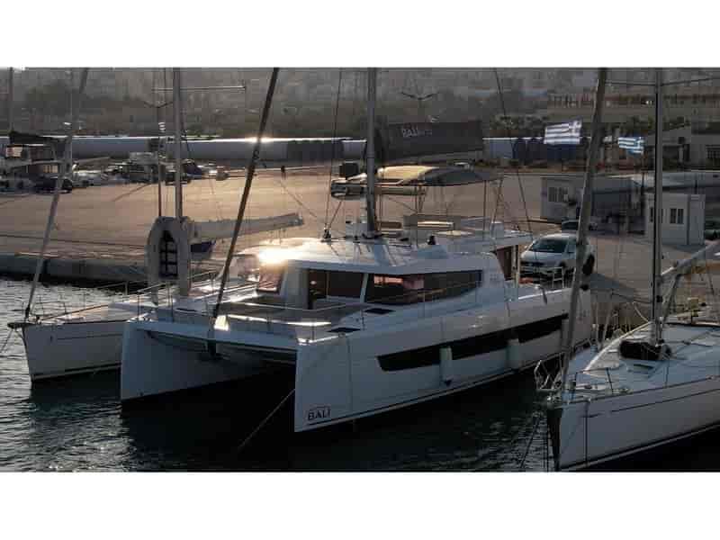 Photo of undefined, image 1 of 30