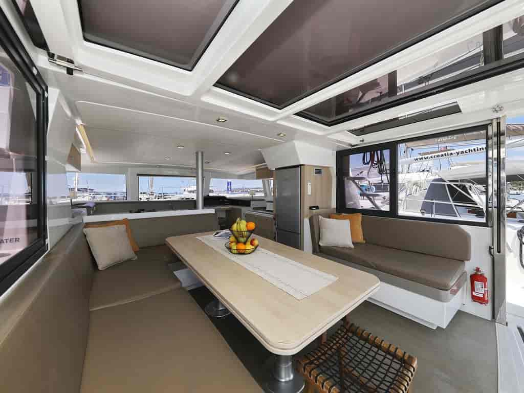 Boat picture 16