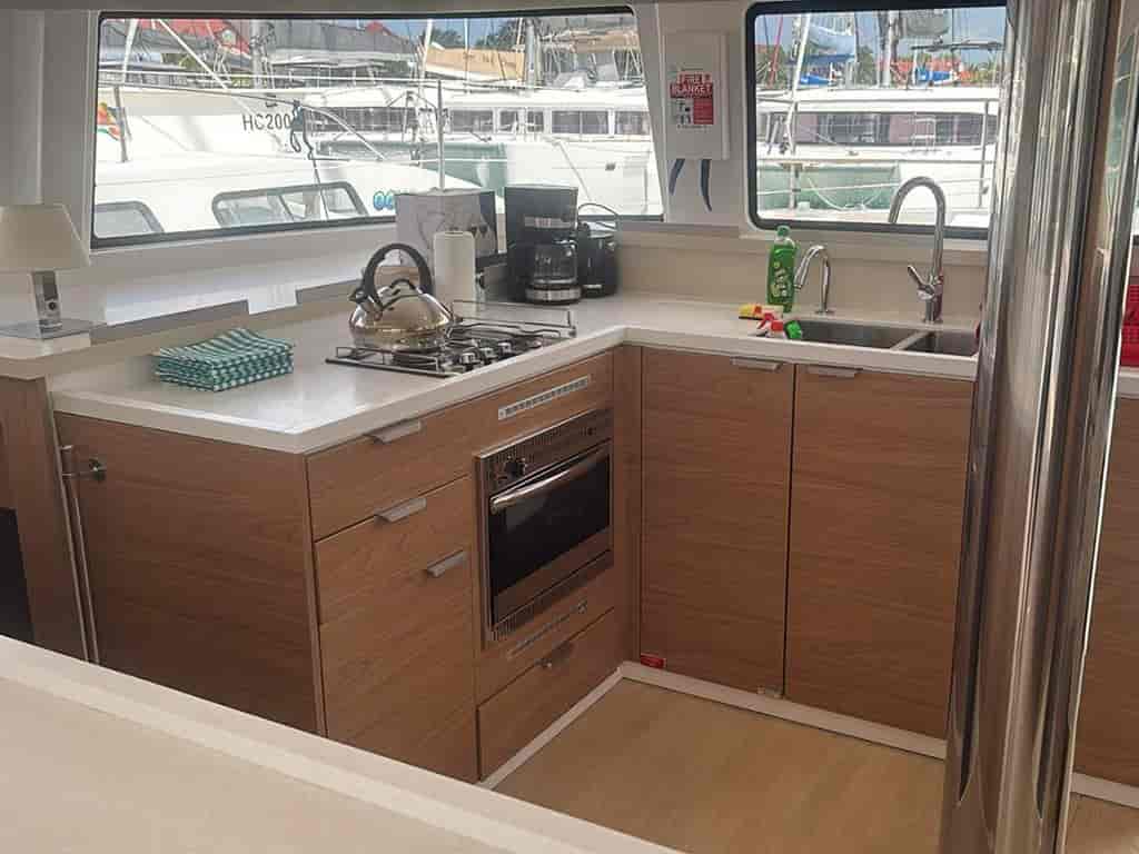 Boat picture 9