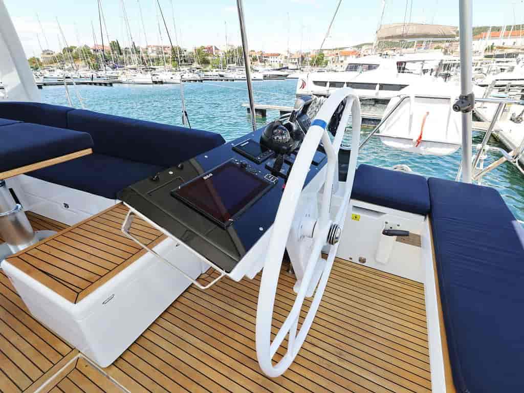 Boat picture 9