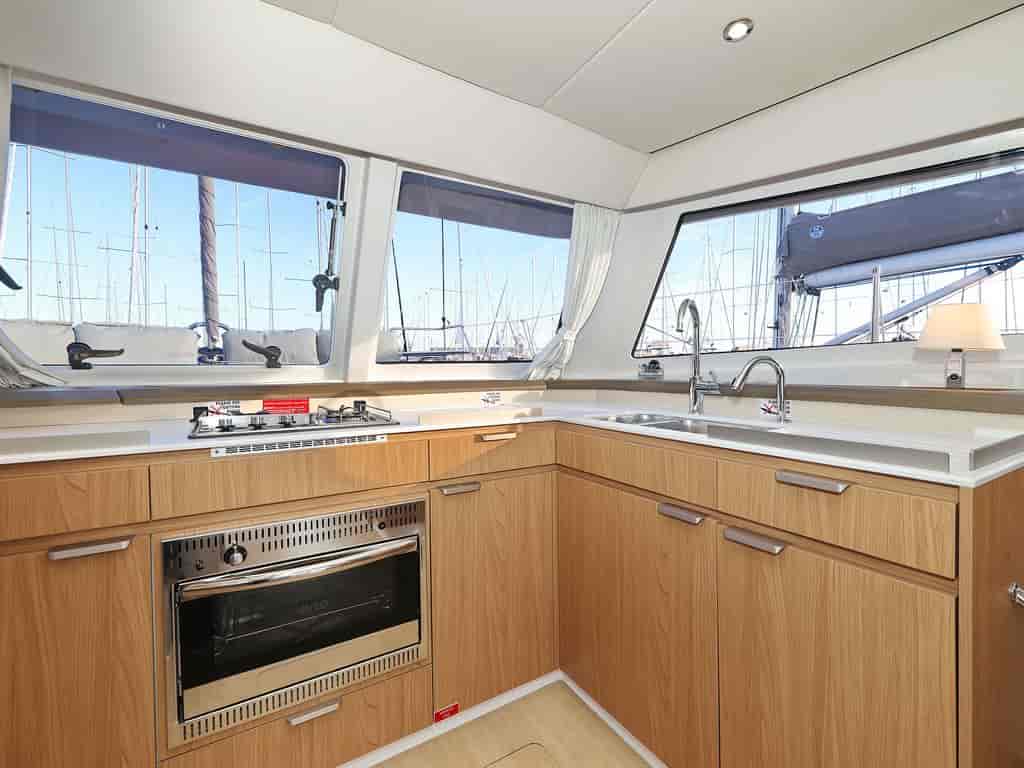 Boat picture 14