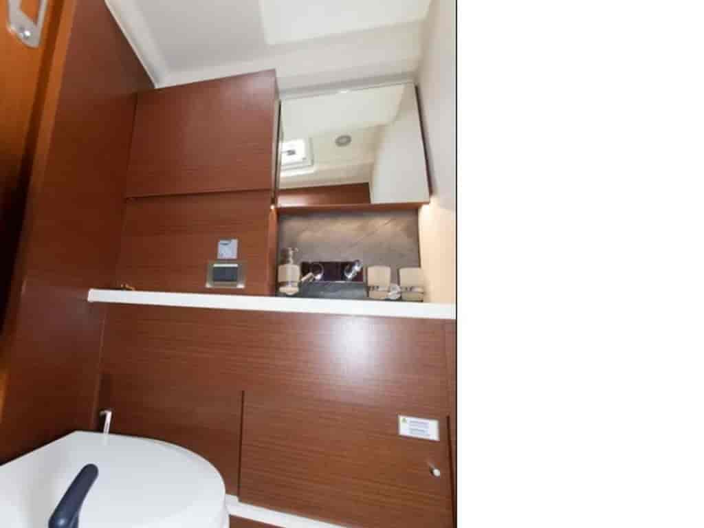 Boat picture 9