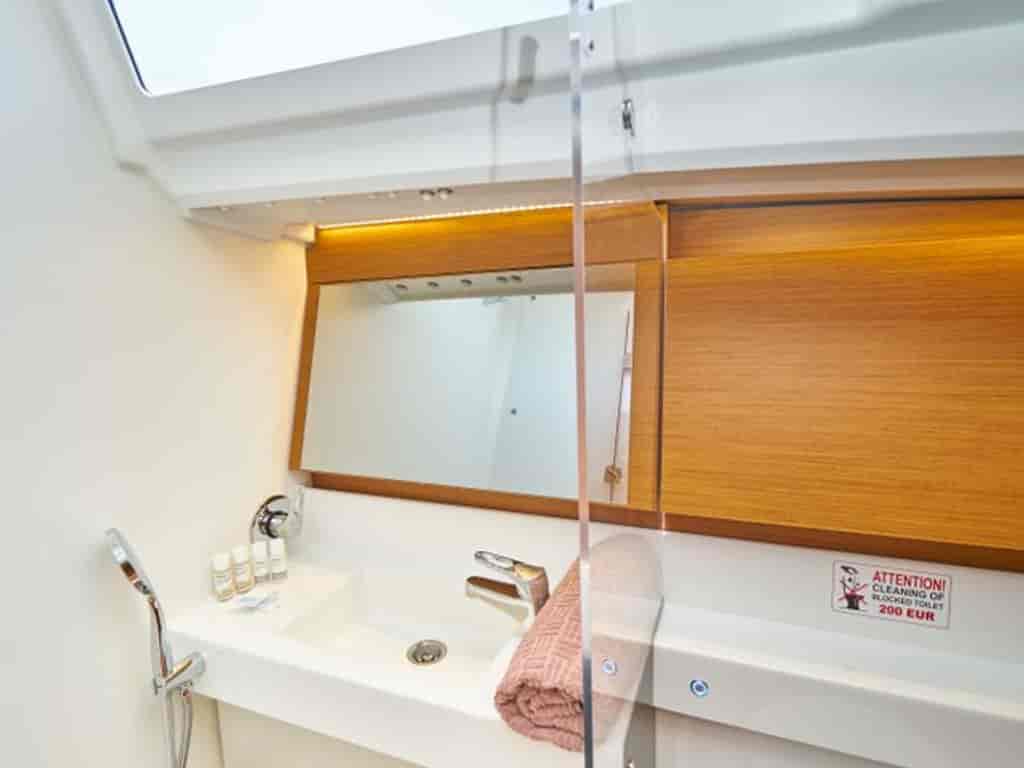 Boat picture 12