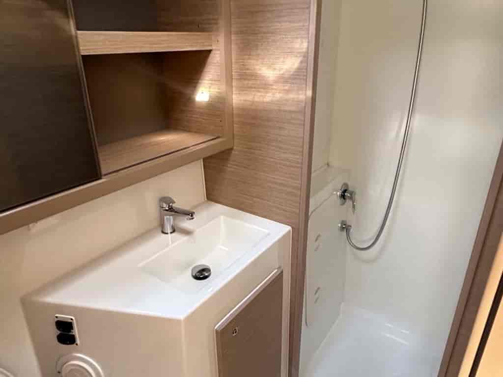 Boat picture 9