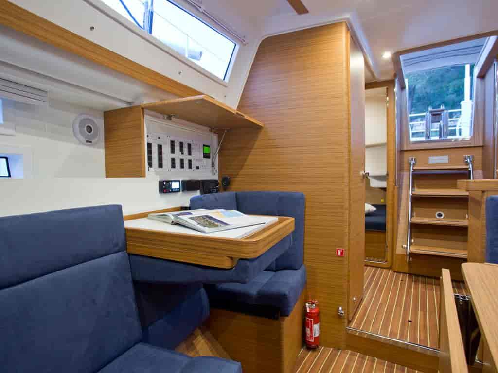 Boat picture 9