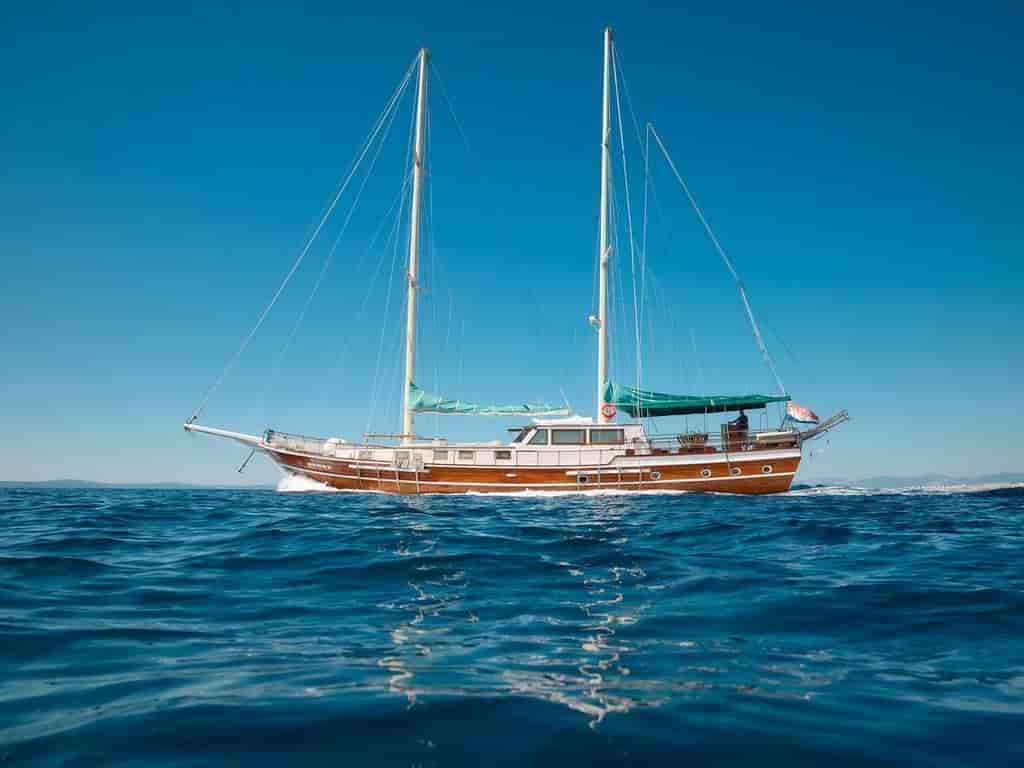 Boat picture 9