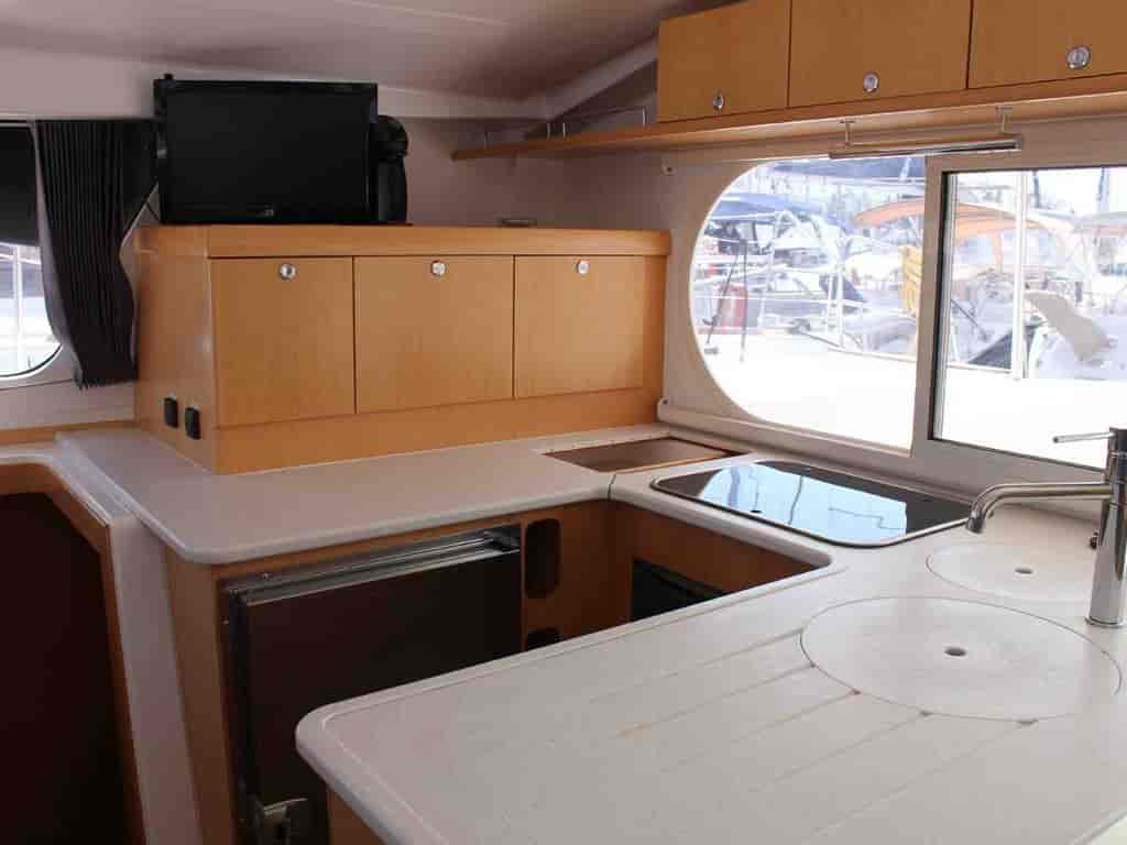 Boat picture 4