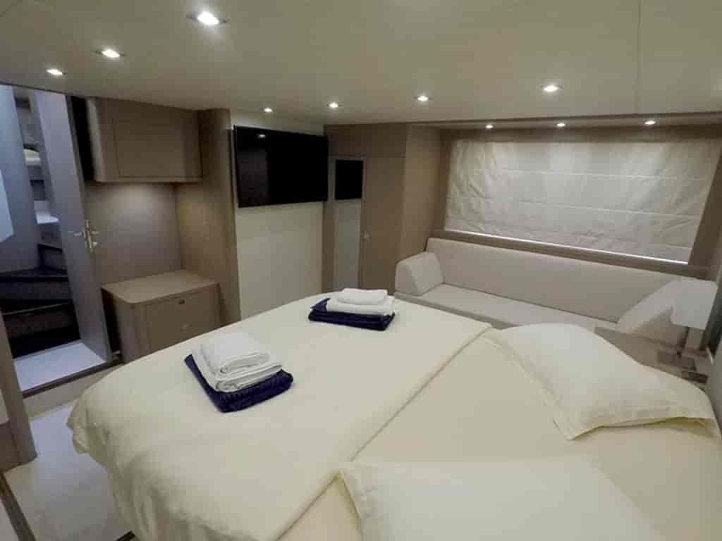 Boat picture 9
