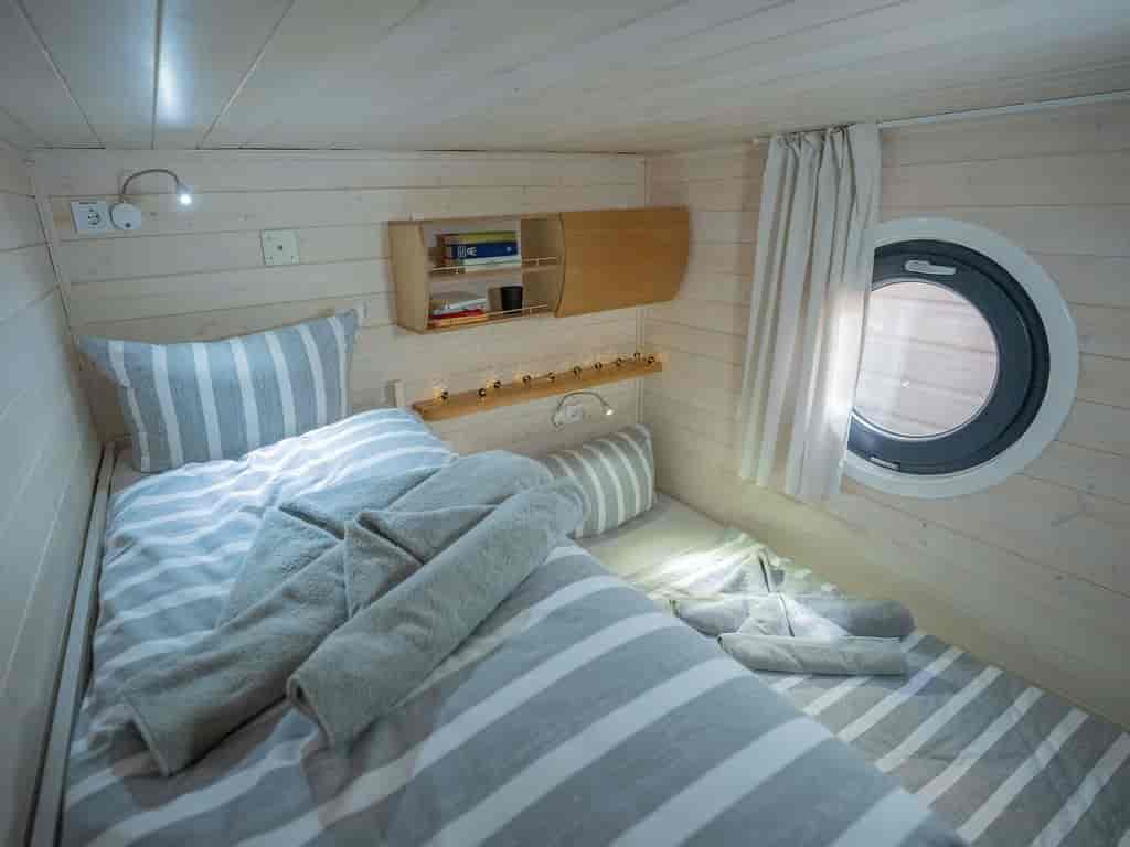 Boat picture 18