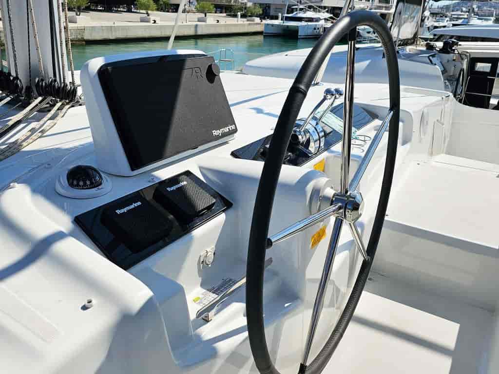 Boat picture 9