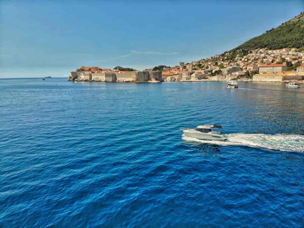 Boat picture 9