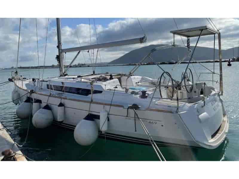 Photo of undefined, image 1 of 25