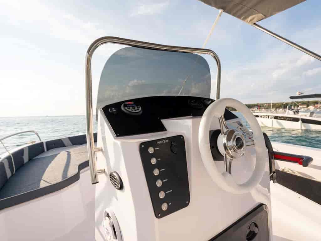 Boat picture 11
