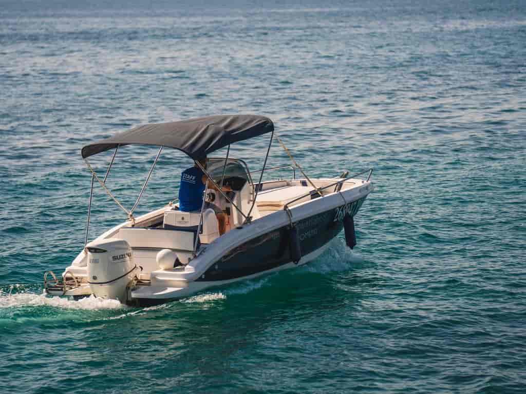 Boat picture 11