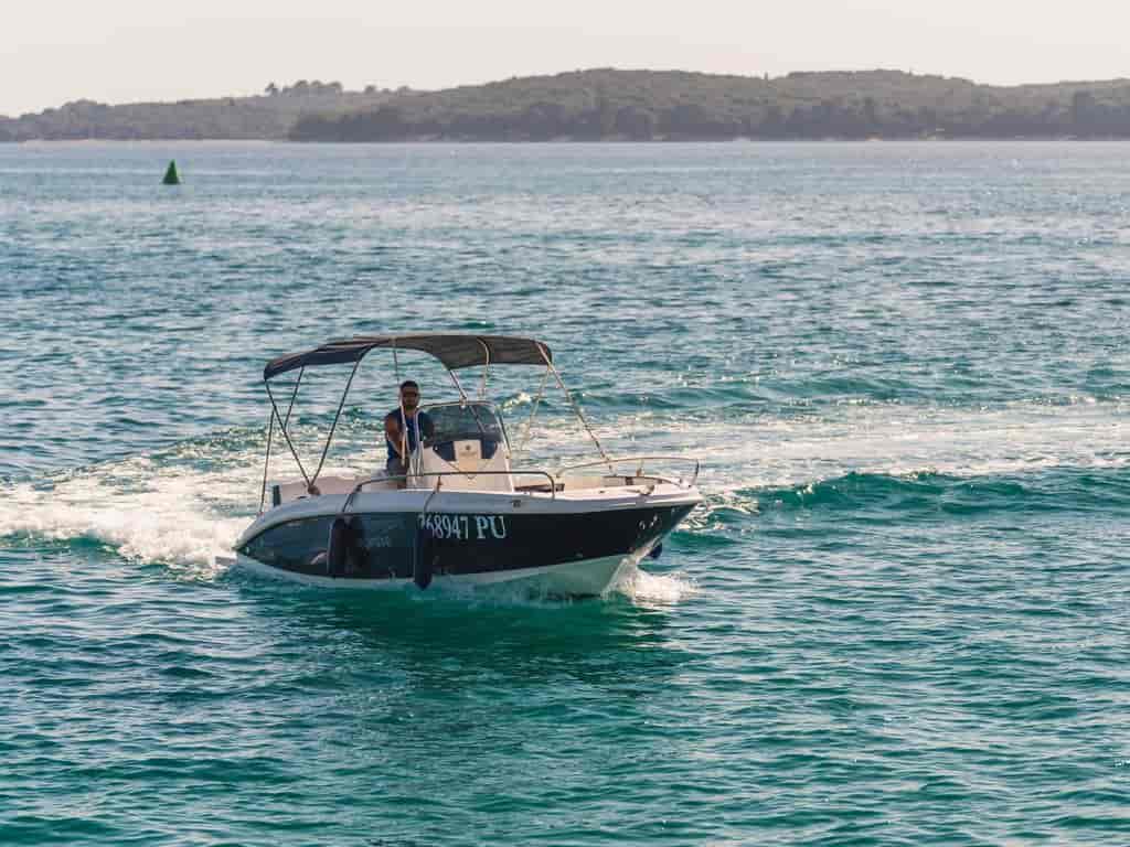 Boat picture 15