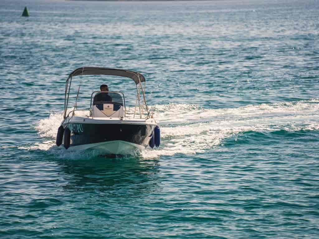 Boat picture 4