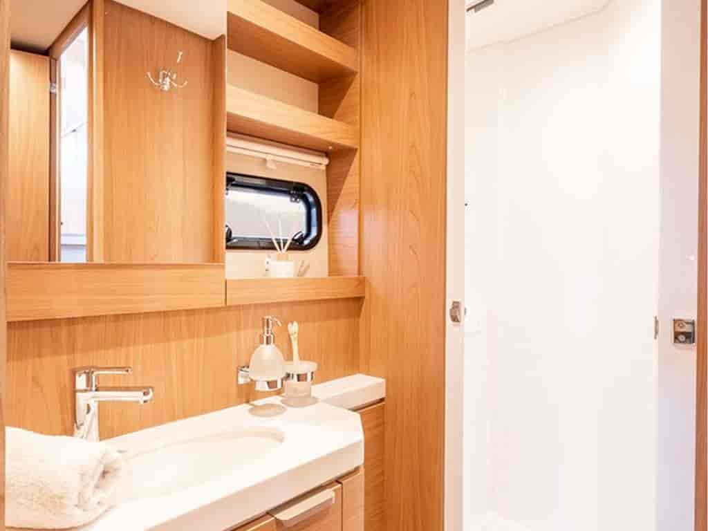 Boat picture 16