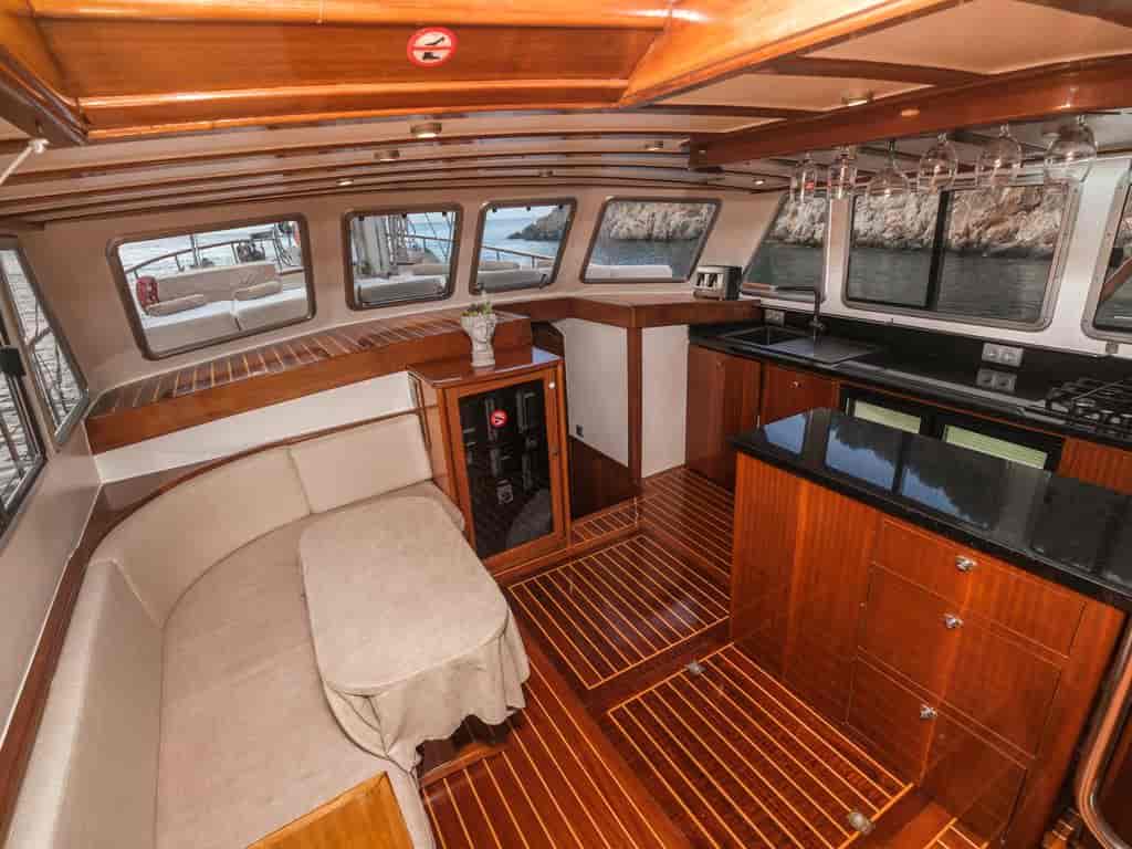 Boat picture 12