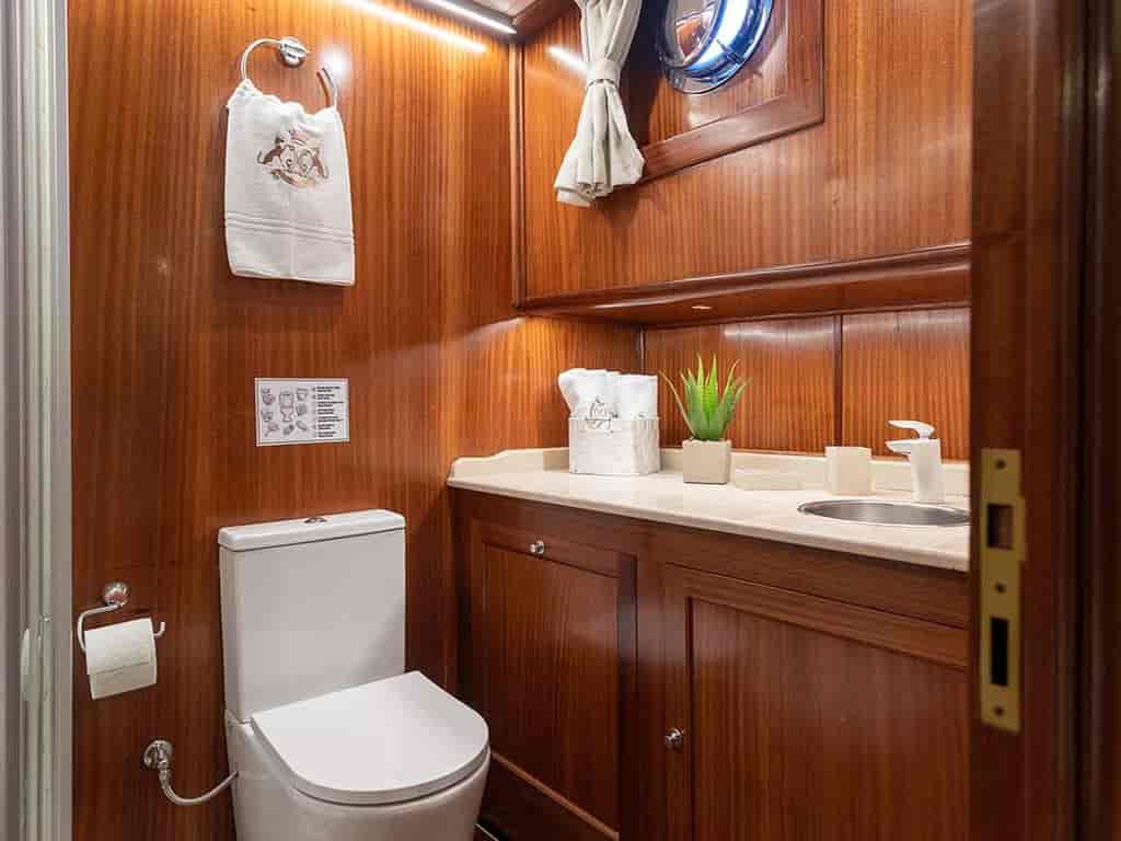 Boat picture 5