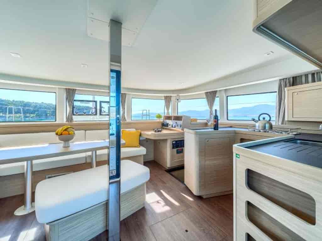 Boat picture 14