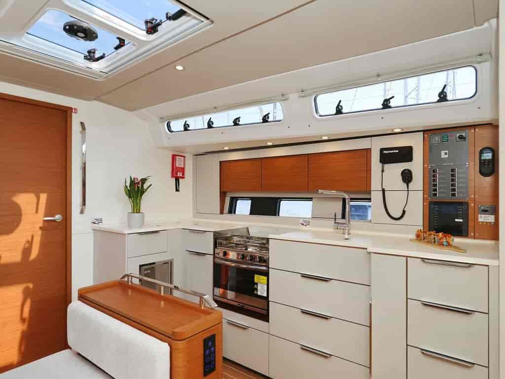 Boat picture 17