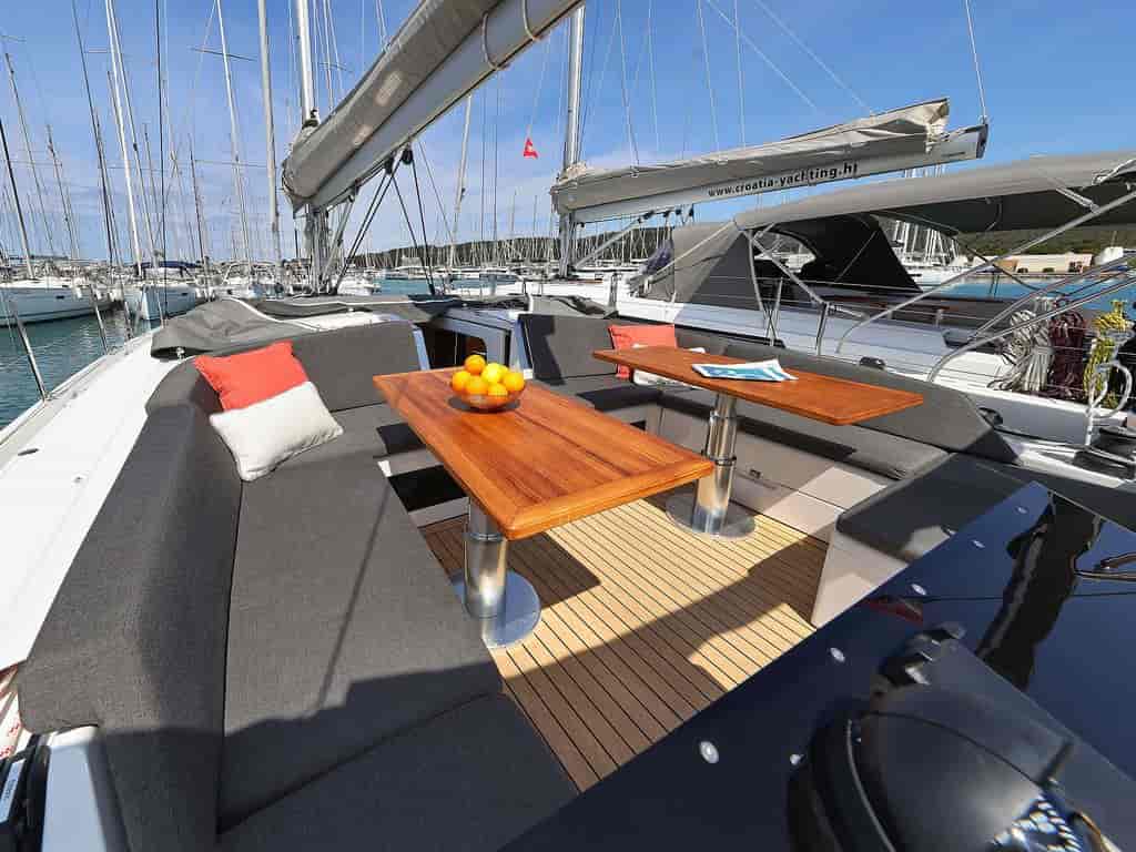 Boat picture 9