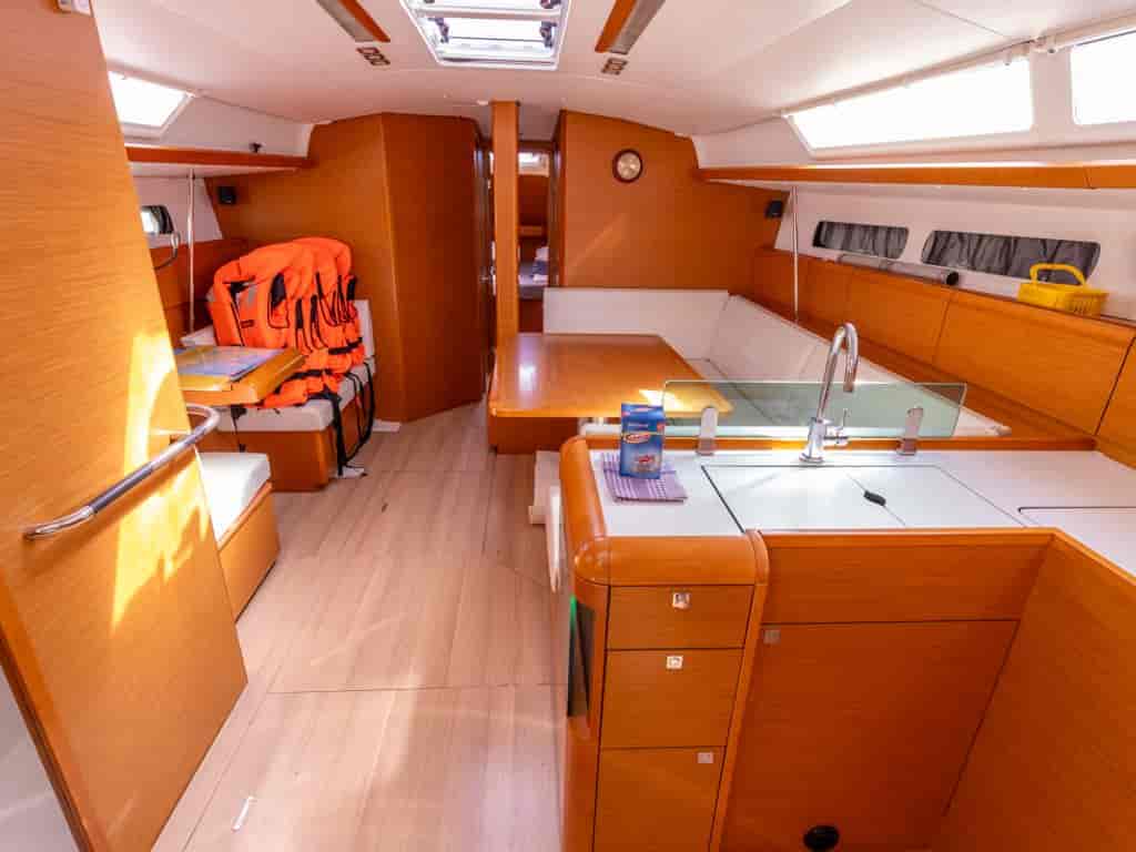 Boat picture 9
