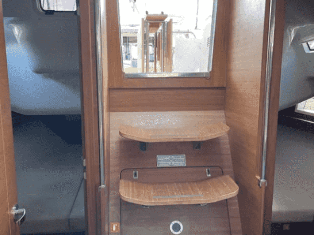 Boat picture 9