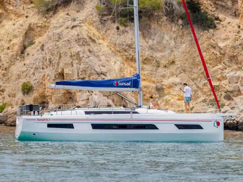 Photo of Sunsail 41.3 Premium, image 1 of 5