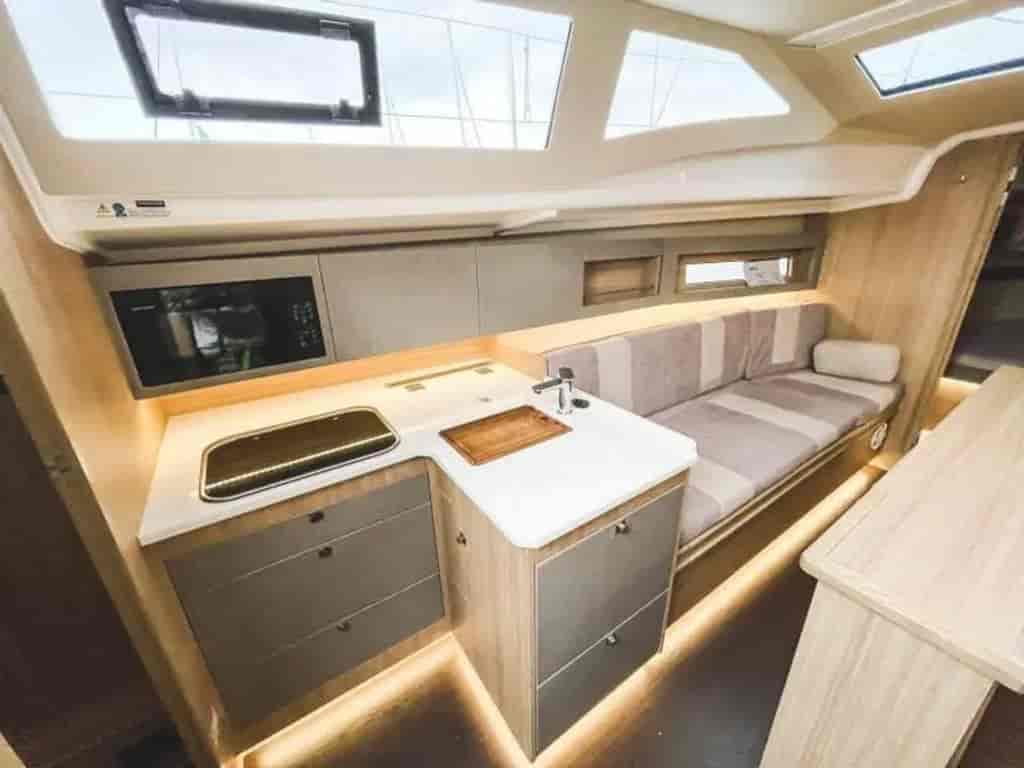 Boat picture 13