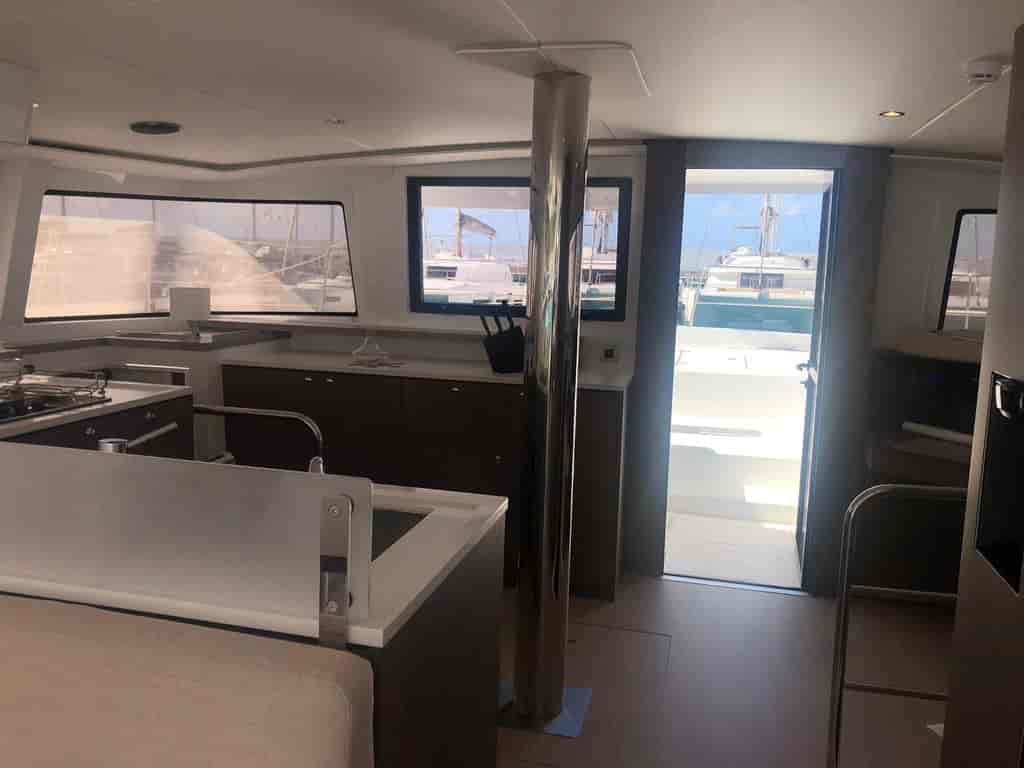 Boat picture 14