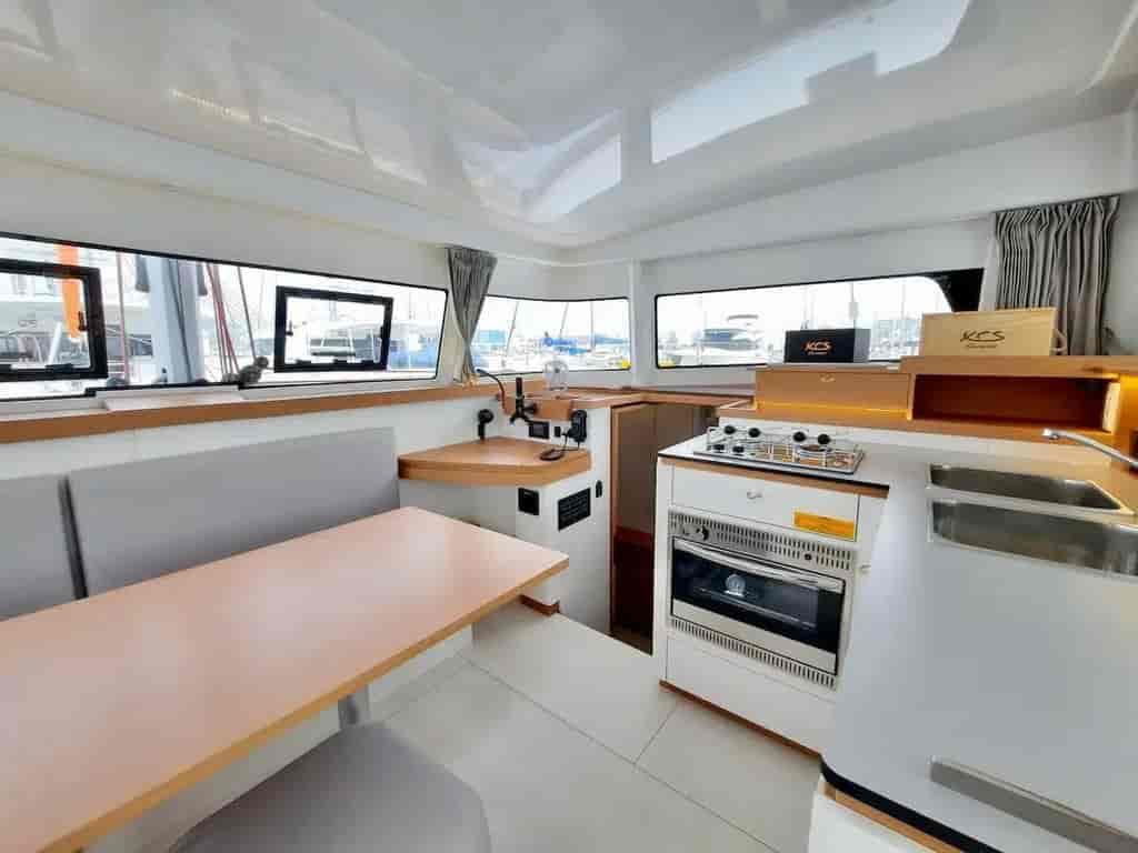 Boat picture 13