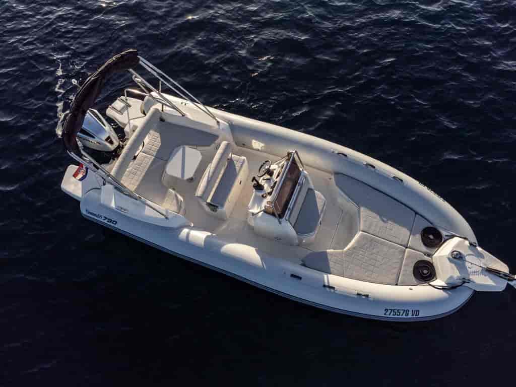 Boat picture 12